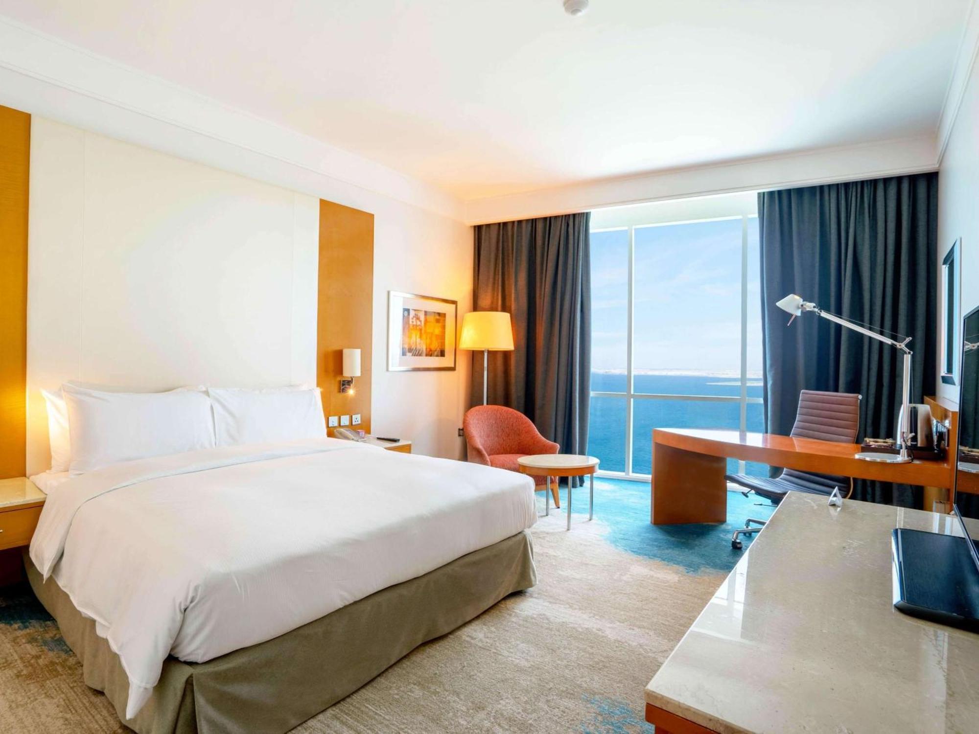 Отель Hilton Доха Экстерьер фото